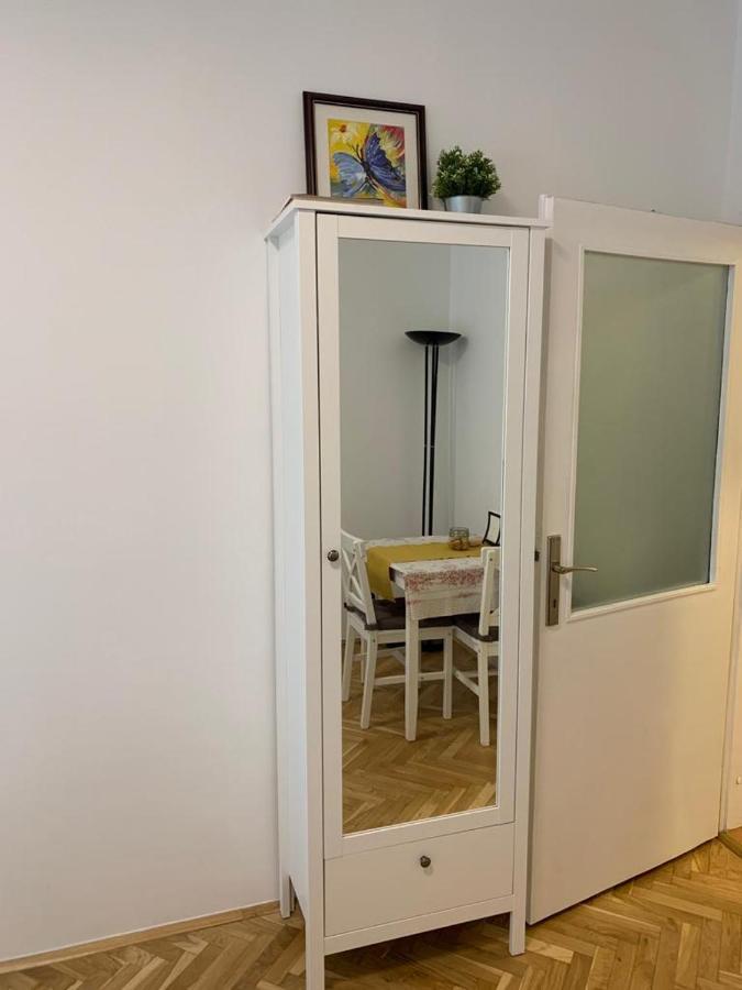 Apartment Plus Zagreb Bagian luar foto